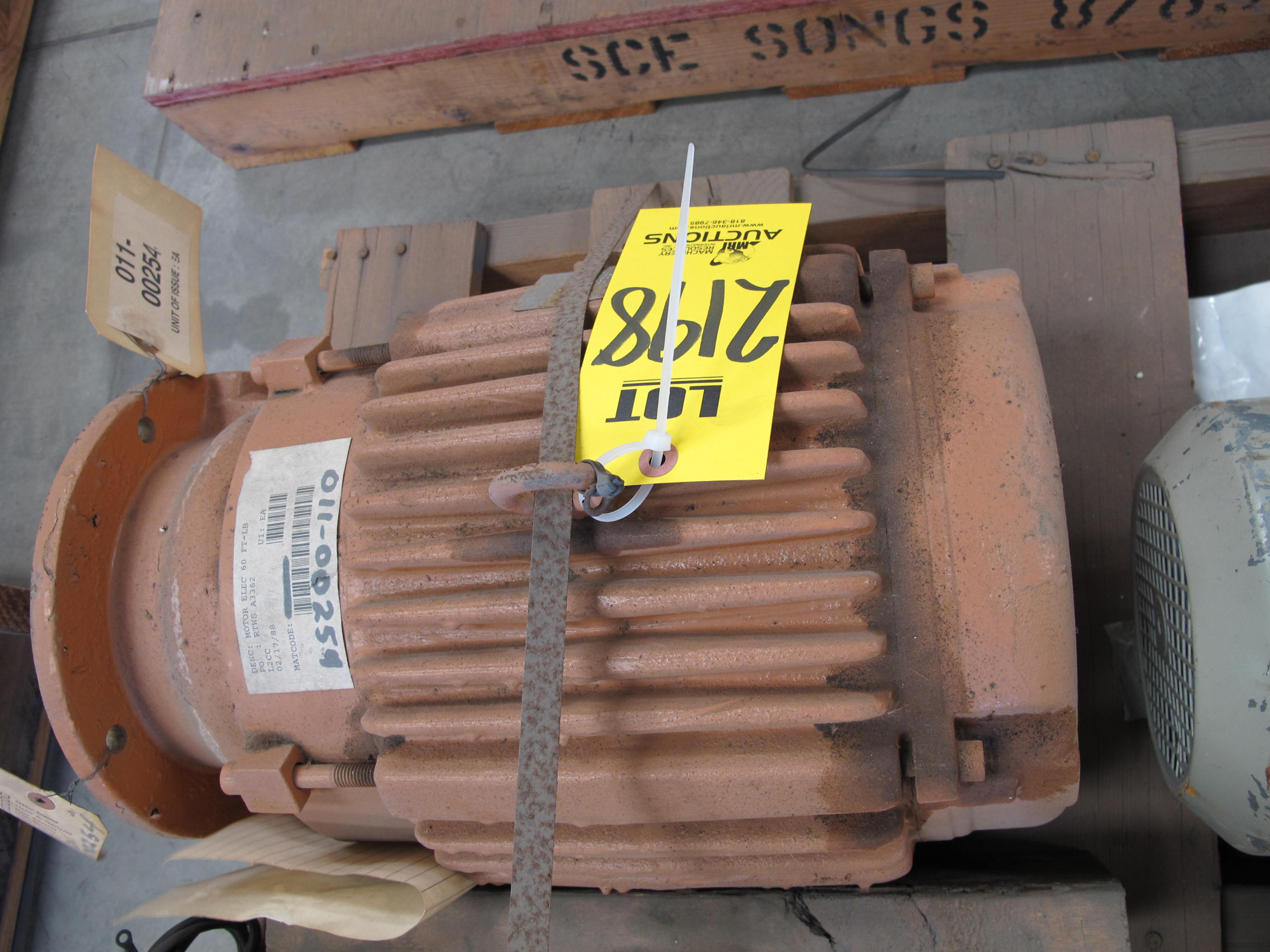 MOTOR, VALVE ACTUATOR TYPE, 7.5 HORSEPOWER, 230/460VAC 3 PHASE 60HZ ELEC RATING, 60 FT/LB START TORQUE, 1650 RPM, 184TR2 FRAME, 24 FT/LB RUN TORQUE, 20-10 AMPS, H INSULATION CLASS. SERVICE FACTOR 1.0, 15/16" DIA SHAFT WITH SLOT KEY, 119.4-59.7A NEMA LOCKED ROTOR CODE "N", C FACE MOUNT, PART # ON-3A2340-A (W-44) LOADING & HANDLING FEE $15-